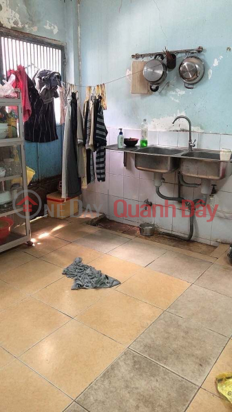 House for sale on Hoang Dieu, Ward 10, Phu Nhuan, 53 square meters, convenient for new construction, only a little over 6 billion., Vietnam | Sales, đ 6.6 Billion