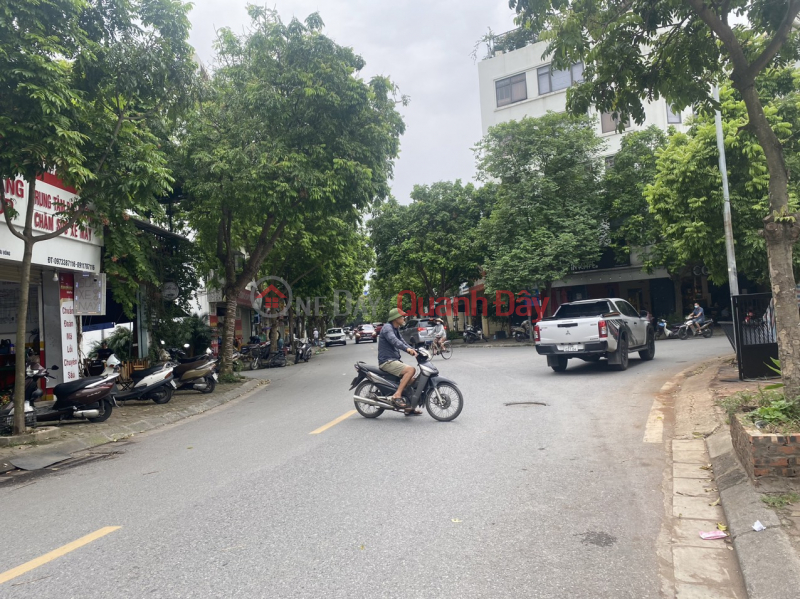 Selling land in Sai Dong, subdivided lots, cars, business houses, slightly 120 million\\/m2 | Vietnam, Sales | đ 21.5 Billion