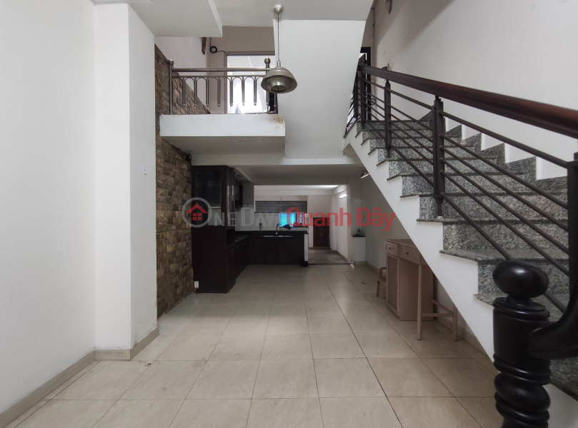 đ 28 Million/ month 5 bedroom house for rent in An Phu Ward, An Khanh District 2