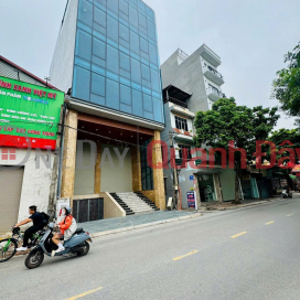 BUILDING ON STREET 8, 1 BASEMENT - LOCATED RIGHT ON THE EXTREMELY VIP STREET OF DINH CONG, TRINH DINH CUU.<br \/> WITH _0