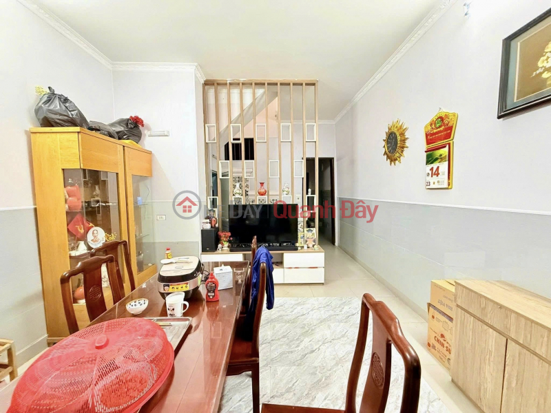 (Owner) Selling a 5-story house on Tran Quoc Toan street, open floor plan, 20m2, 4.2m frontage, only 14.5 billion VND. Sales Listings
