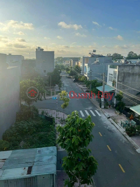 Land for sale on Le Hong Phong street, Tan Binh ward, Di An busy residential area with 8m asphalt road _0