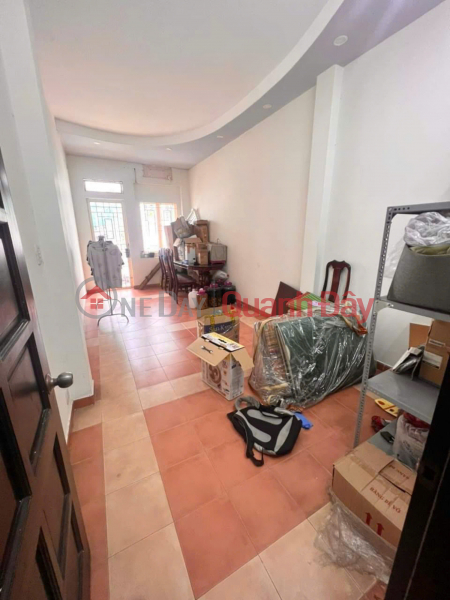 đ 16 Million/ month Beautiful house in Dang Van Ngu car alley, 3 floors, 4 bedrooms