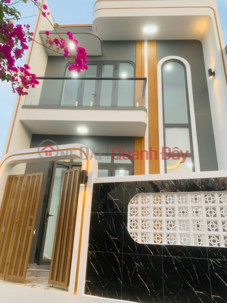 BEAUTIFUL NEW HOUSE – 3 BEDROOMS – NEAR NHA TRANG – ONLY 10 MINUTES TO THE CITY CENTER!<br \\/> Selling Price: 1.79 billion Sales Listings