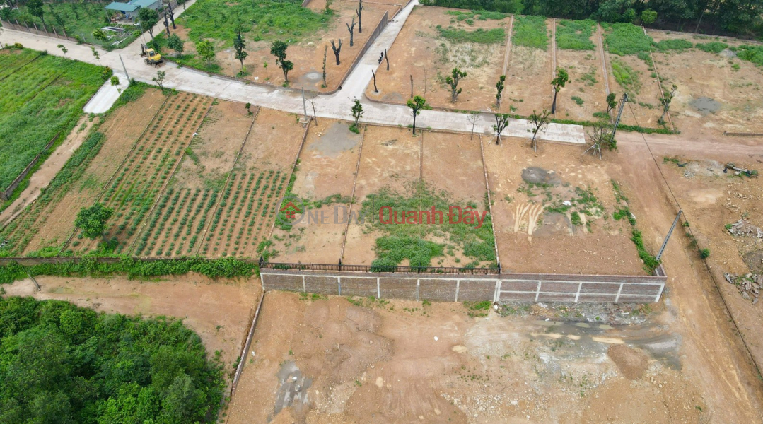  Please Select Residential Sales Listings đ 1.35 Billion