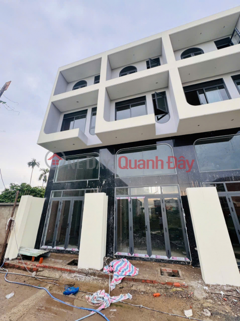 CHỈ CÒN 2 CĂN CUỐI – NHÀ LIỀN KỀ SHR NGÔ CHÍ QUỐC – HỖ TRỢ VAY 70% – GIÁ CHỈ 4 TỶ XXX _0