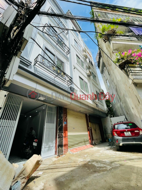 House for sale on Lac Long Quan, small car alley, 5 minutes to West Lake, 37m2, 5 floors, 8.15 billion _0