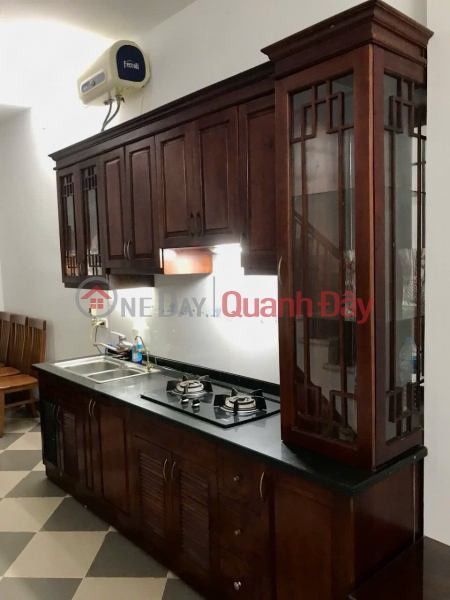 đ 15 triệu/ tháng, Cho thuê nhà ngõ Trần Thái Tông, 4 tầng x 35m2, 3 ngủ, 3 vệ sinh, 15 triệu/th