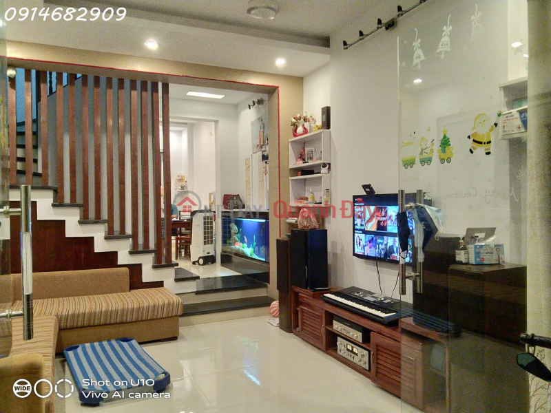 EXTREMELY RARE - NGUYEN HONG TOWNHOUSE FOR SALE: 33M2 x 6 FLOORS, 2-CAR AWAY, ADDITIONAL 8 BILLION | Vietnam Sales | đ 8.3 Billion