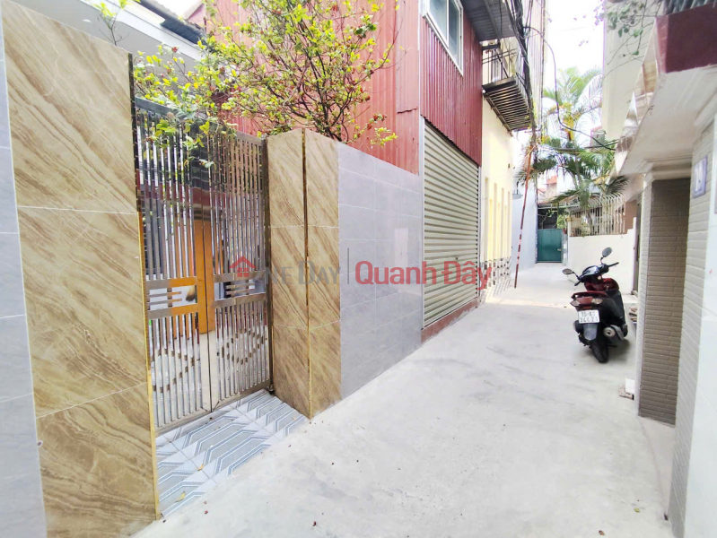 Property Search Vietnam | OneDay | Residential, Sales Listings | House for sale, 1.5 stories, Hao Khe - near Lach Tray - 60m² - private yard and gate