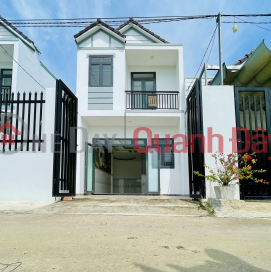 House for sale on installments near Binh Hoa, private land title _0