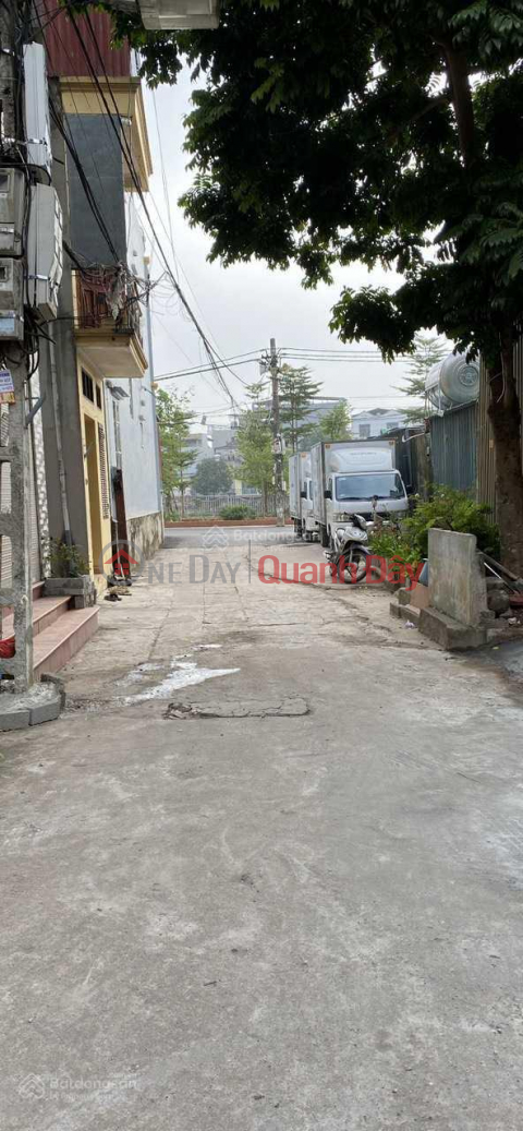 Selling 240m2 of land in Yen My, Thanh Tri, car parking at the door _0