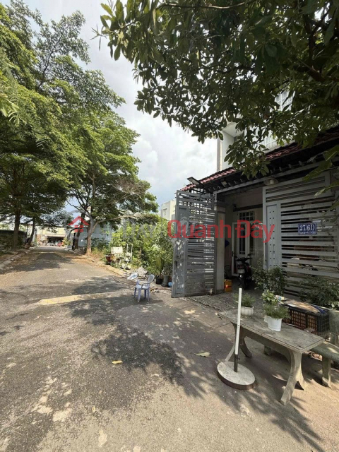 BEAUTIFUL HOUSE – GREAT PRICE – OWNER URGENTLY SELLING HOUSE Located in Xuan Thoi Son Commune, former Hoc Mon District, Ho Chi Minh City _0