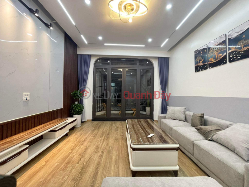 Property Search Vietnam | OneDay | Residential Sales Listings 50m 5 Floors Frontage 4.5m Price Nhan 11 Billion Center of Cau Giay District. Car Dealer Avoid. Owner Needs Urgent Sale