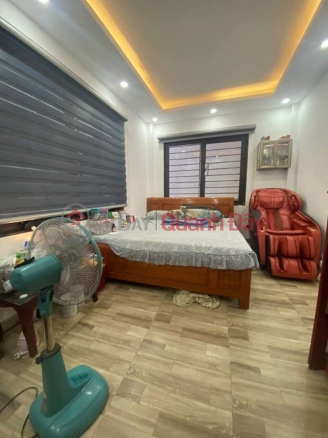 House for sale in Dong Da district, Huynh Thuc Khang, 38mX6T, alley for car business, slightly 8 billion _0