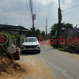 Bán nhà 1 lầu sân siêu rộng cách trung tâm Biên Hòa 10 phút di chuyển _0