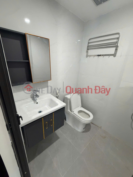 đ 23.2 Billion | A MUST-SEE INVESTOR PROPERTY WITH CASH FLOW POTENTIAL - 7 floors - Nearly 20 rooms for rent in Khuong Trung area.