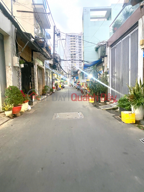 SUPER CHEAP HOUSE - PHU THANH - TAN PHU - 30M2 - 10M LONG - NEAR CAR ALLEY - OVER 2 BILLION _0