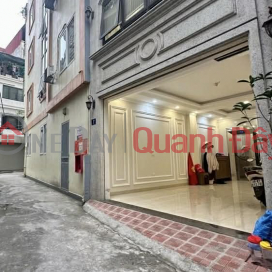 nhà lõi Bồ Đề, 6 tầng, thang máy, gara, gần hồ điều hoà, 1 nhà ra ôtô tránh _0