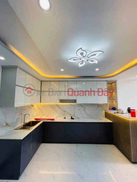 đ 1.75 Billion 137m2 house with mezzanine in Tan Trieu, featuring a very spacious backyard, priced at only 1.75 billion VND (negotiable).