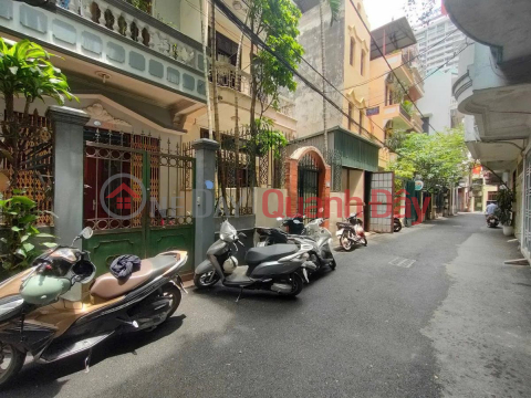PHUNG CHI KIEN - HOANG QUOC VIET LOT, CAR ACCESS - 2-WAY ALLEY - 72M2*4FLOOR _0
