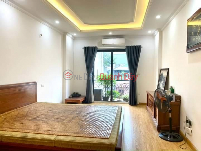 BEAUTIFUL HOME NGUYEN VAN CU STREET, Area 55M, 5T, 6 BILLION, Corner Lot, Ngo Auto, LUXURY FURNITURE, NEAR BAC HA BV. Sales Listings