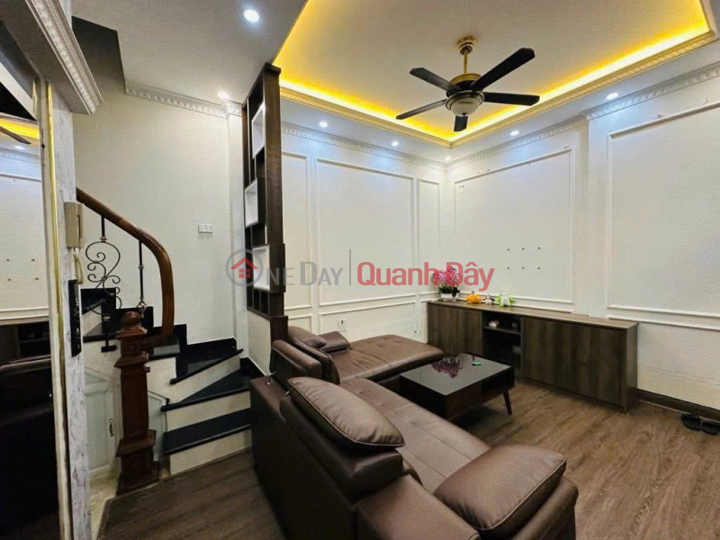 HOUSE FOR SALE IN NGOC LAM, 6 FLOORS WITH ELEVATOR, 35m², PRICE SLIGHTLY OVER 9 BILLION VND. Vietnam Sales | đ 9.2 Billion