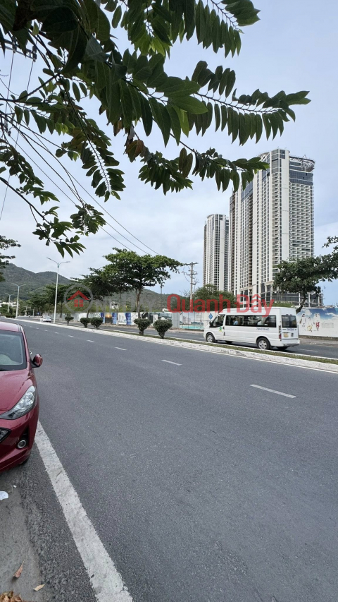 2-STOREY HOUSE FOR SALE ON PHAM VAN DONG STREET - VINH HOA, NHA TRANG 6TY2 _0