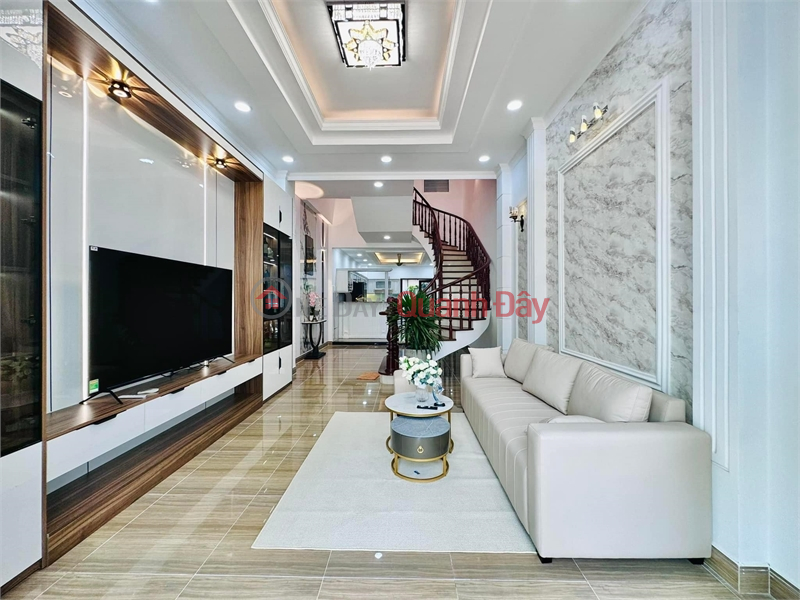 Property Search Vietnam | OneDay | Residential | Sales Listings | Neoclassical Townhouse, 4x25m, 8m Le Duc Tho Street, Go Vap, only 9.6 billion negotiable