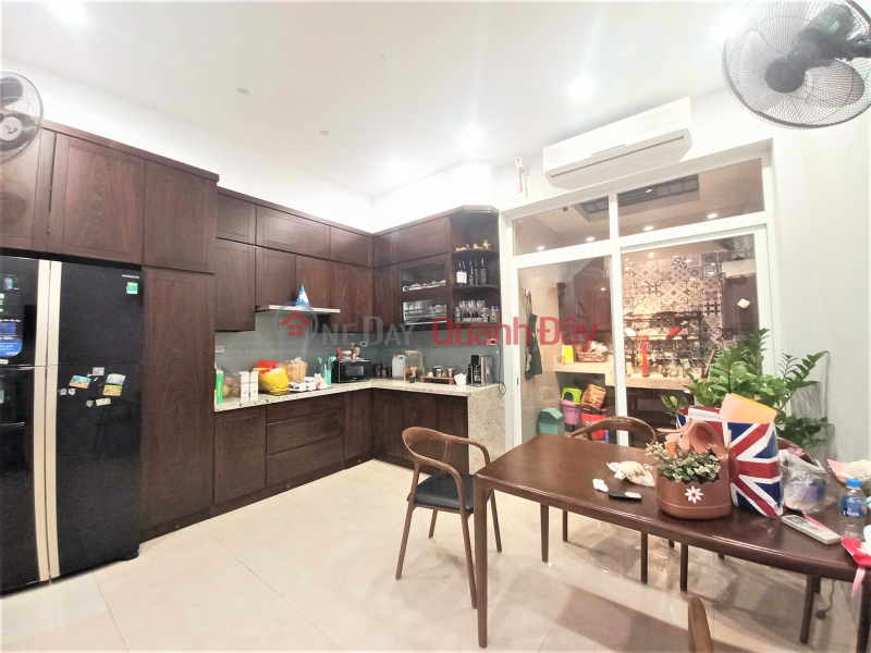 House for sale in An Hoa, Mo Lao, Ha Dong. 40m2, EXTREMELY WIDE area, only approximately 5.5 billion Sales Listings