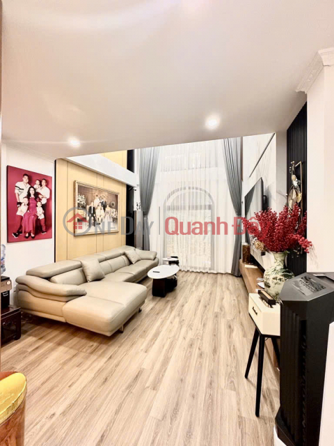 Extremely rare house in Hoang Hoa Tham, Ba Dinh, near cars, rare segment, only 7 billion _0