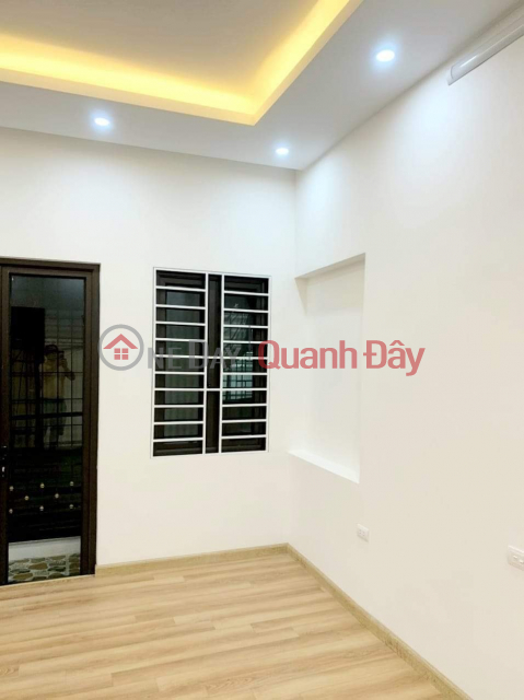 House for sale in Khuong Trung - Thanh Xuan, beautiful location, car parking, full amenities _0
