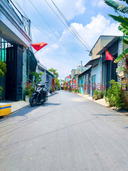 đ 2.85 Billion Beautiful house for sale, separate residential land title, near market 26, 6m wide asphalt road, only 2 billion 850