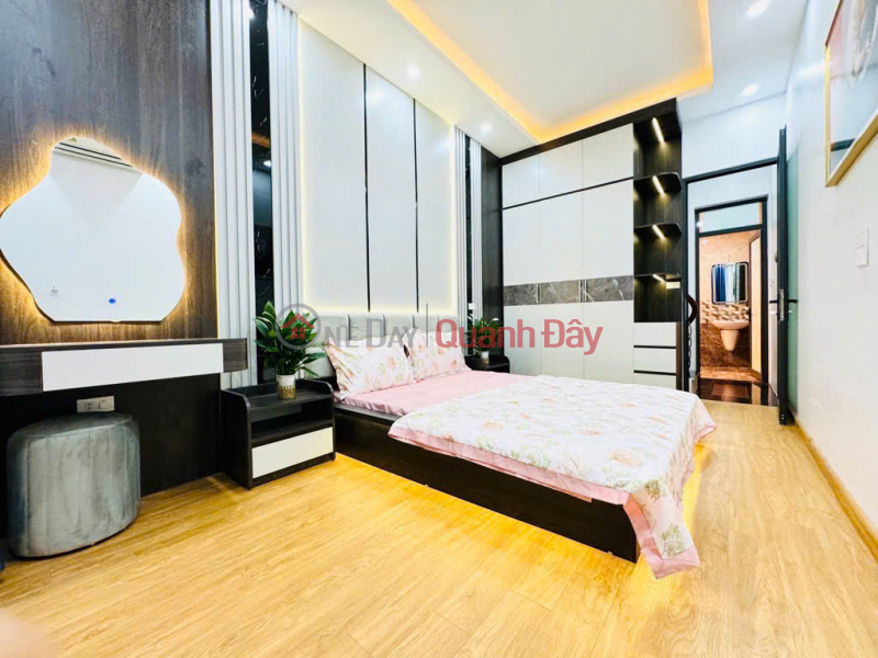 House for sale in Khuong Trung, 32m x 5m, 2nd floor, open front and back - Full furniture included Vietnam | Sales đ 6.25 Billion