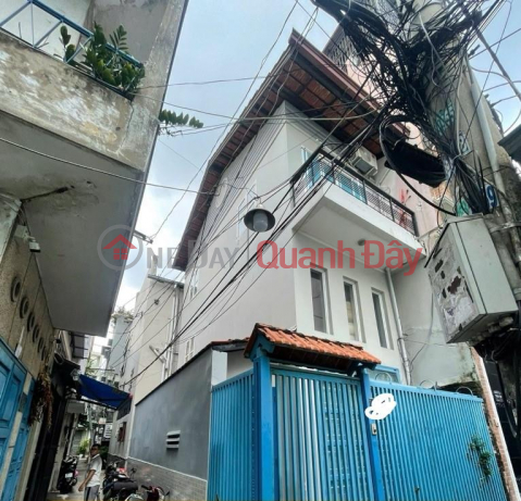 3-Story House Nguyen Tieu La, Less Than 6 Billion, Open Location _0