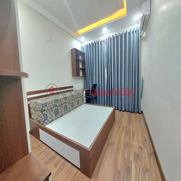 , Please Select, Residential Sales Listings đ 8.6 Billion