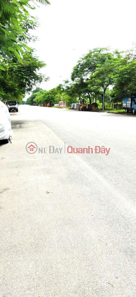 Service land for sale in group 5, Quang Minh town, Me Linh. House C4 given away, currently rented for business _0