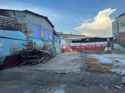Land for sale in alleyway accessible by car, K97 Nguyen Luong Bang Street - Near Hanoi University of Technology _0