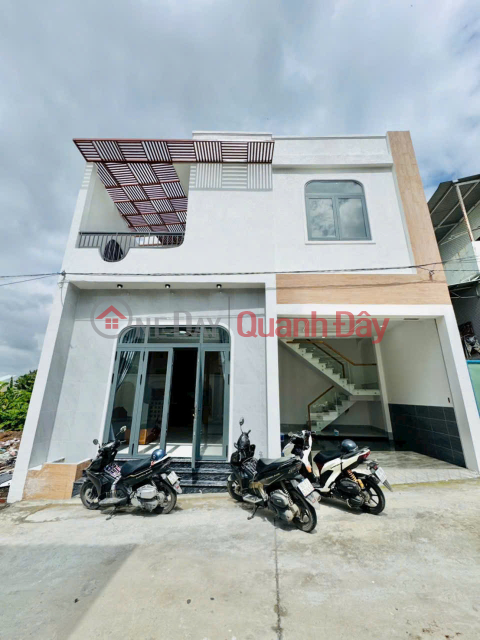 Bán nhà 1 trệt 1 lầu gần cầu Đồng Khởi, sân oto, đường oto chỉ 3 tỷ 790! _0