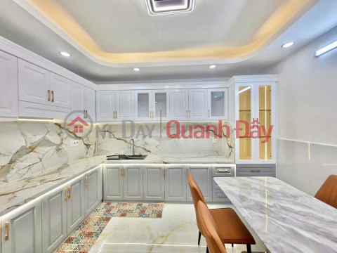 House with street frontage on Huynh Tan Phat alley, 3 floors, 4.95 billion VND, next to Phu My Hung. _0