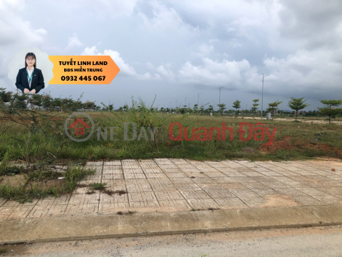 LAND LOT FOR URGENT SALE less than 10 million\/m2 - Opposite Tam Hiep market, located right in the central land fund _0