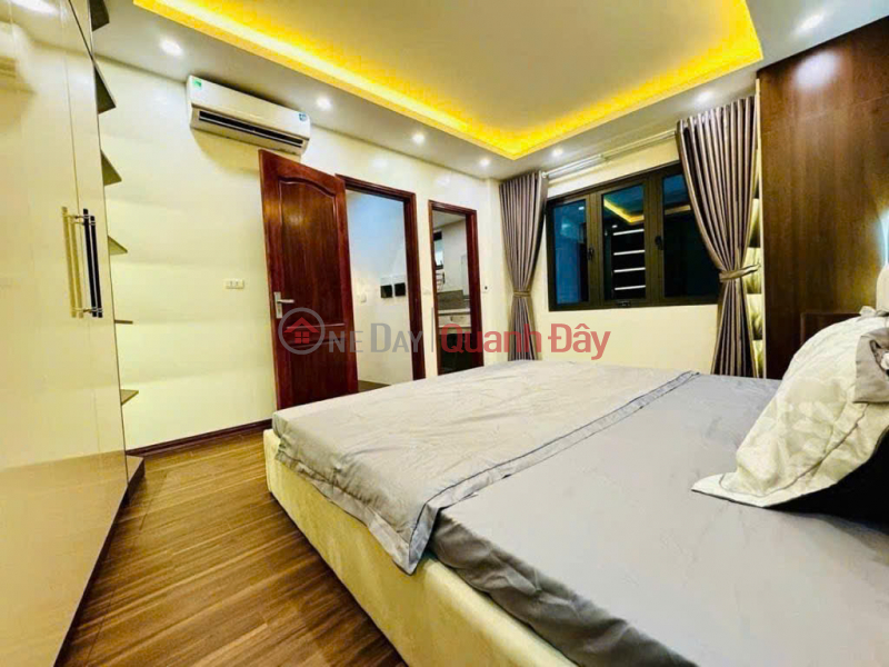 Beautiful house, ready to move in - Hoang Hoa Tham - Corner lot - Near car - 35m*5 floors - 7 billion, Vietnam Sales | đ 7 Billion