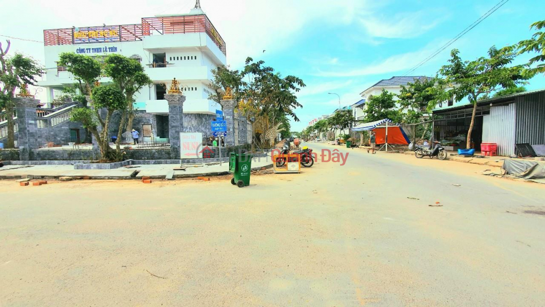 Property Search Vietnam | OneDay | Residential Sales Listings, OWNER LAND - GOOD PRICE - For Quick Sale 2 Adjacent Lots In Le Thin Residential Area - K1, Ward 10, City. Soc Trang