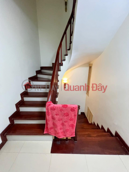 đ 6.6 Billion, House for sale in Xuan Dinh lane Area: 44m Build 6 floors Mt: 4.4mm car goes through business lane