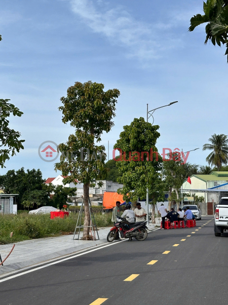 Hotline: 03333 86 113, Vietnam, Sales đ 2.35 Billion