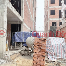 O2044 Land in Vuon Lai, District 12, Ho Chi Minh City, Shared Ownership, Square plot, Alley access, 4x17m, 5.x billion VND (x is small) _0