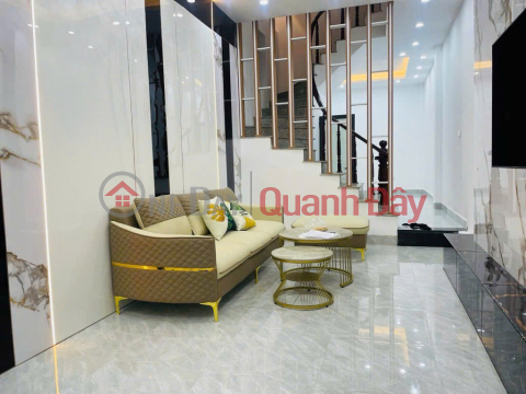 NHỈNH 6 TỶ 37M PHÚ LƯƠNG 5 TẦNG _ NGÕ THÔNG _OTO ĐỖ GẦN _GẦN TRƯỜNG GẦN CHỢ _0