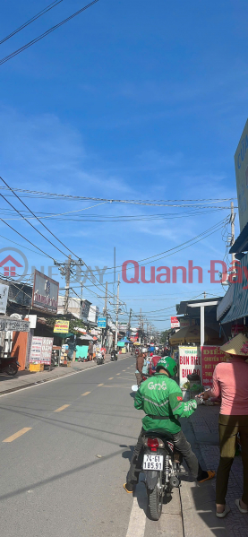 đ 6.8 Billion House for sale on Pham The Hien street front (4.5x13) ward 7 district 8 price only 6.8 billion