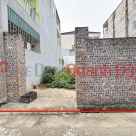 Selling 72m2 of land in Do Thuong village, Tien Phong, Me Linh. Open road, full residential land, car parking at the door. _0