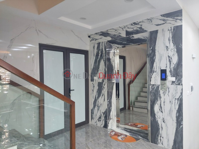 6-FLOOR HOUSE ON NGUYEN VAN CU STREET - SUPER PRODUCT PLOT - 2-CAR GARAGE - ELEVATOR - SUPER WIDE FRONTAGE - FULL | Vietnam Sales, đ 15.9 Billion